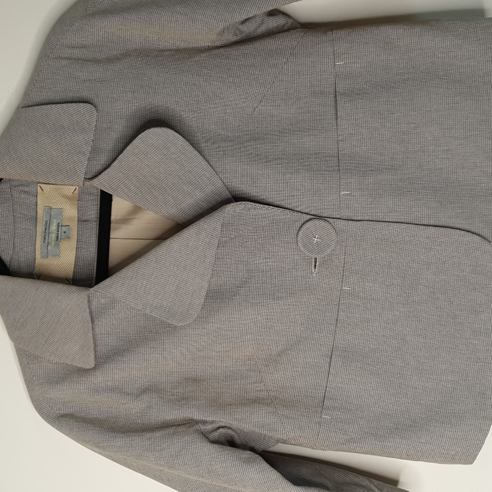 Veronika Maine neutral colours jacket - Picture 2 of 13